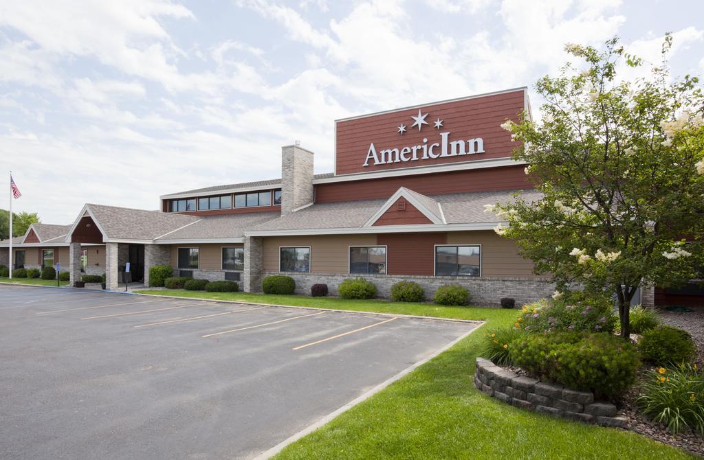 Americinn By Wyndham Fergus Falls Conference Center Exteriör bild
